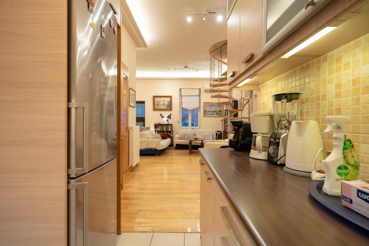 Acropolis Metro St.3 Bedrοοms 6 Persons Maisonette Athene Buitenkant foto