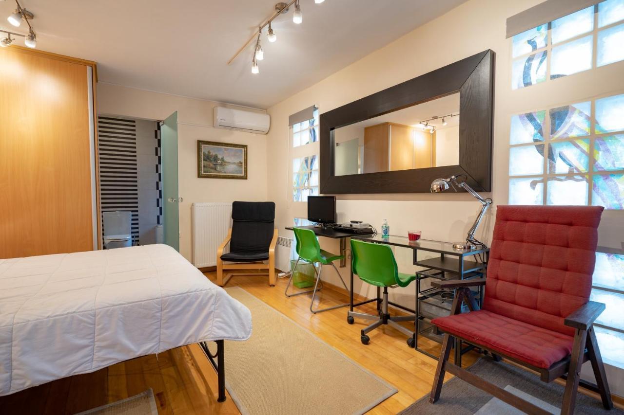 Acropolis Metro St.3 Bedrοοms 6 Persons Maisonette Athene Buitenkant foto